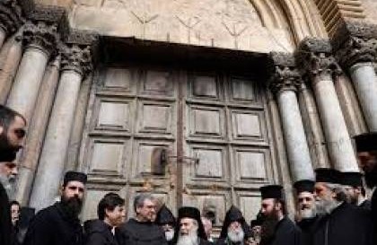 ثلاث كنائس تهدد باغلاق كنيسة القيامة ردا على غدر نتنياهو