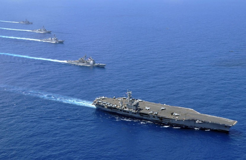 وسط التوتر بين روسيا وأوكرانيا... الولايات المتحدة تستعد لإرسال سفنها الحربية إلى البحر الأسود