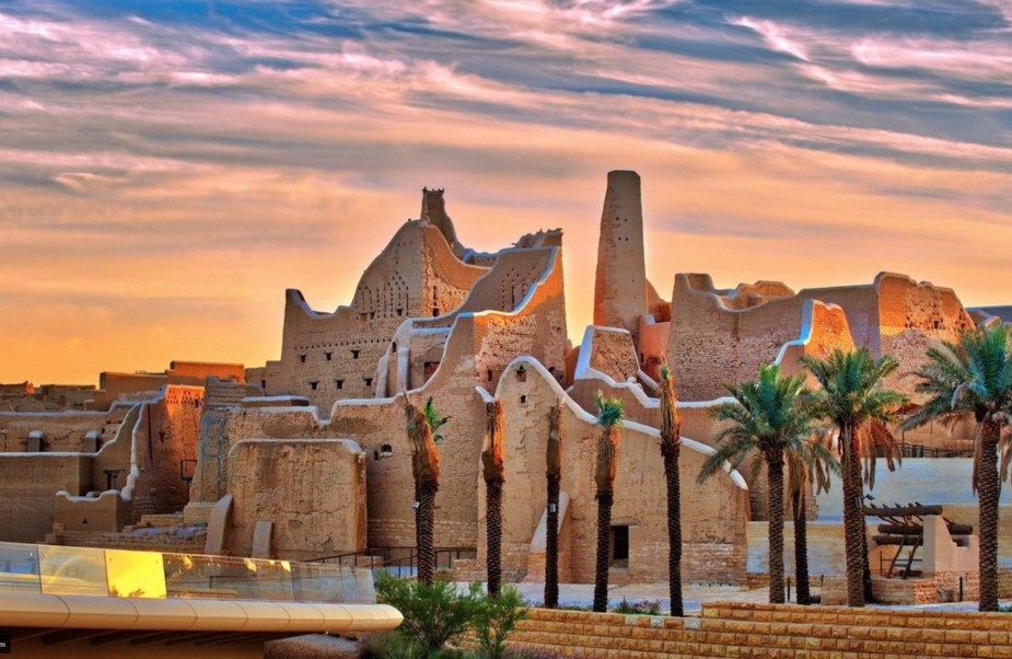 صور: شاهد مقر الدولة السعودية الأولى قبل 300 عام بُني في العصر العباسي