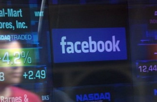 فيسبوك تلجأ لشراء أسهمها بقيمة 9 مليار دولار