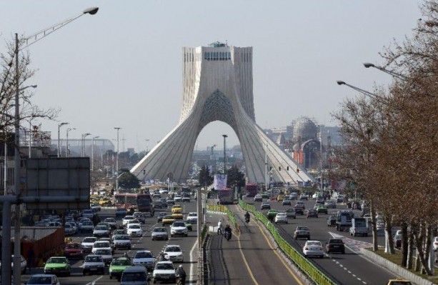 هل تصمد إيران أمام الخطة الأميركية لـ"تصفير" صادراتها النفطية؟