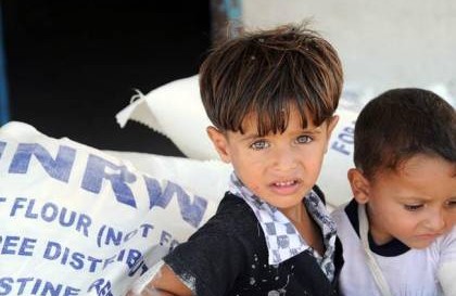 "الاونروا" تحذر : مليون لاجئ فلسطيني من فقراء غزة بلا طعام خلال الشهر القادم