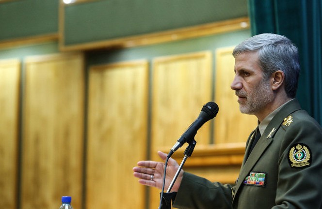 طهران: لن نسكت على القرصنة البريطانية وفي إسقاطنا الطائرة الأمريكية رسالة واضحة
