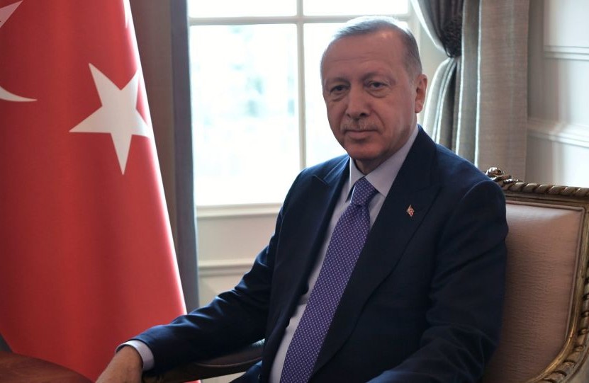 أردوغان يعلن بدء انسحاب القوات الأمريكية من المنطقة الحدودية