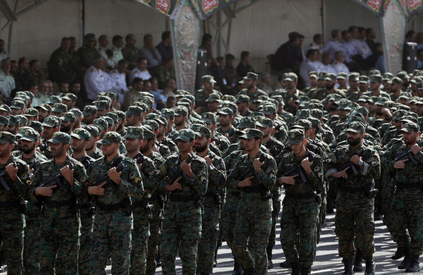 إيران ترسل 7500 عنصر من قواتها الخاصة إلى هذه الدولة العربية