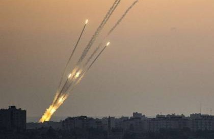 ضابط إسرائيلي : التصعيد الأخير أكد أن حماس سيدة الموقف في غزة