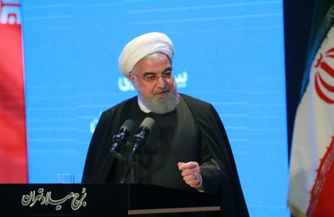 روحاني: إيران ستبقى أفضل من الآخرين بعد تراجع سعر النفط