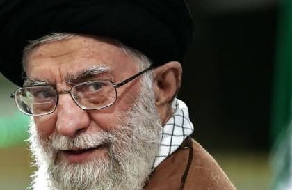 خامنئي: إيران ستدعم أي بلد أو جماعة تقاتل إسرائيل ويجب تسليح الضفة الغربية تمامًا مثل غزة