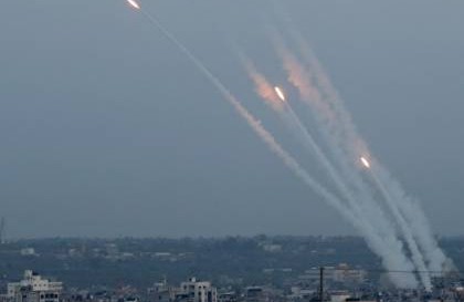خبير إسرائيلي : لعنة غزة تطاردنا بعد 15 عاما على الانسحاب