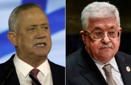 صحيفة عبرية تكشف عن تفاصيل جديدة للقاء الرئيس عباس وغانتس في رام الله