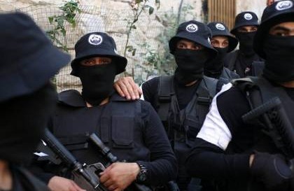 ضابط إسرائيلي : قد نعتقل مطلوبين سلموا أنفسهم للسلطة الفلسطينية