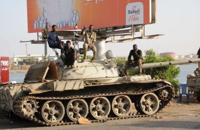 السودان مركز تكالب القوى والكل يريد قطعة منه.. دور كبير للإمارات ومصر وروسيا وفشل للغرب
