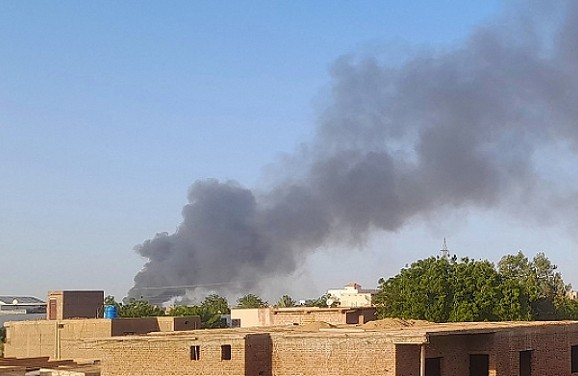 السودان: المعارك تتسع وعمليات للجيش بالخرطوم ودارفور