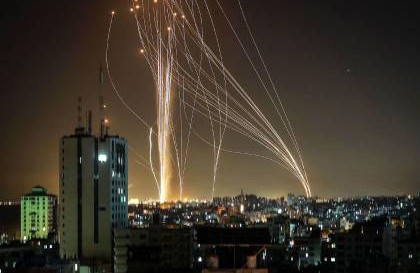 المقاومة بغزة تهدد "إسرائيل" برد مفاجئ وأكبر من المتوقع على أي عملية اغتيال