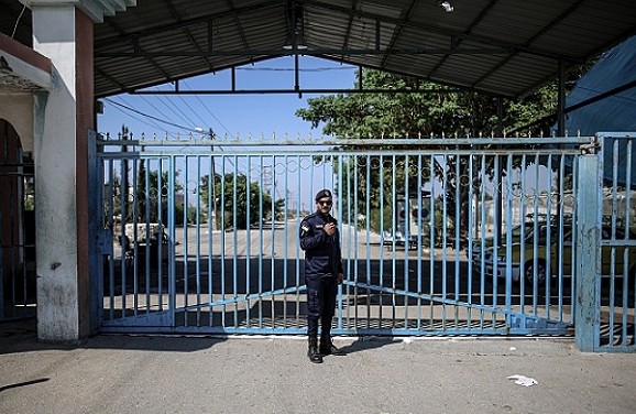 الاحتلال يمدد إغلاق حاجز بيت حانون للمرة الثانية