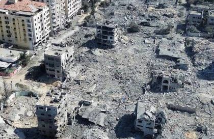 الغارديان: "إسرائيل" تمارس تطهيراً عرقياً في غزة.. وهذه المرة بتواطؤ وحماية عالمية